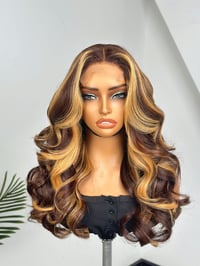 Image 1 of Chante