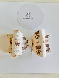 Teddy bear bow 