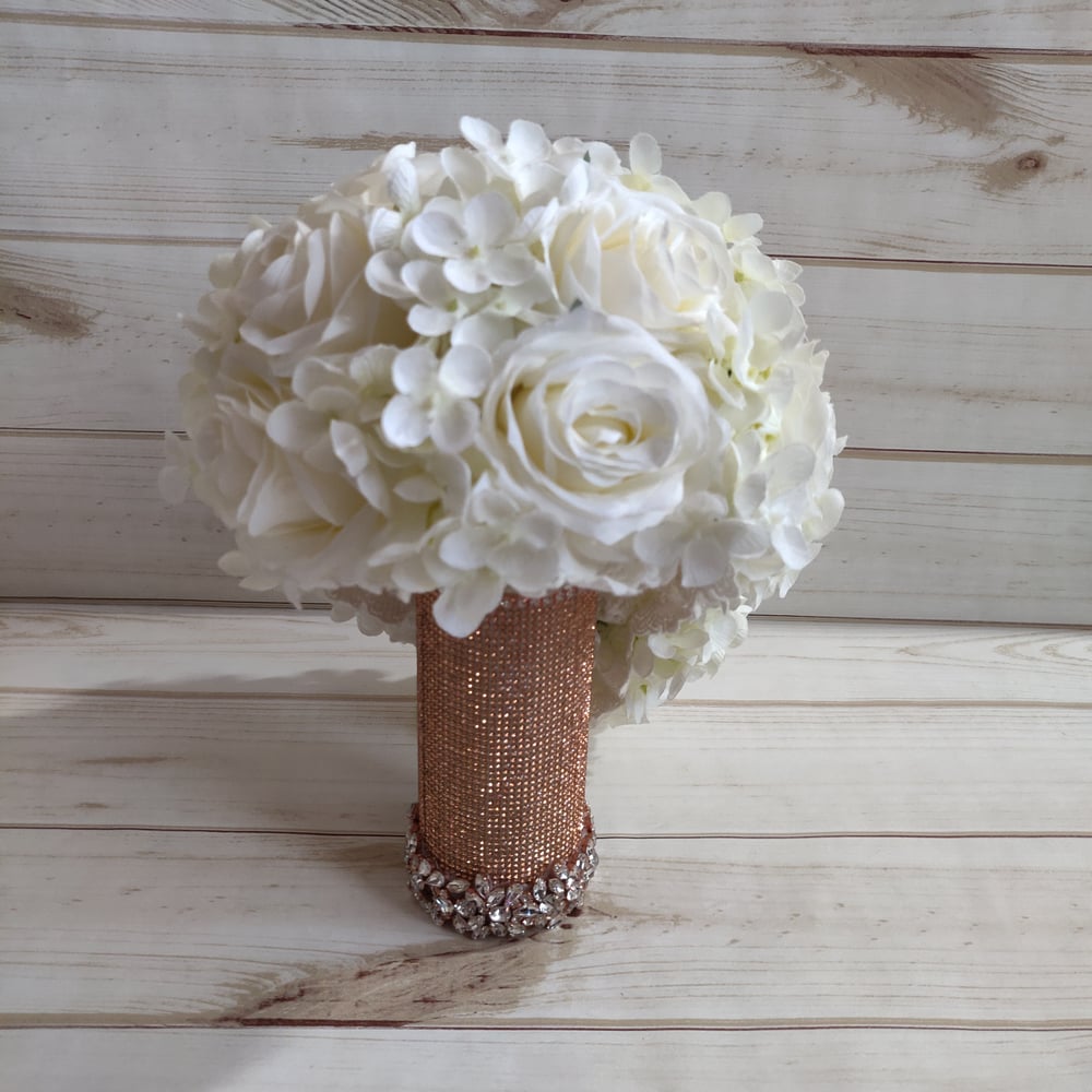 Amanda Bling Bouquet Holder (Available in Silver)