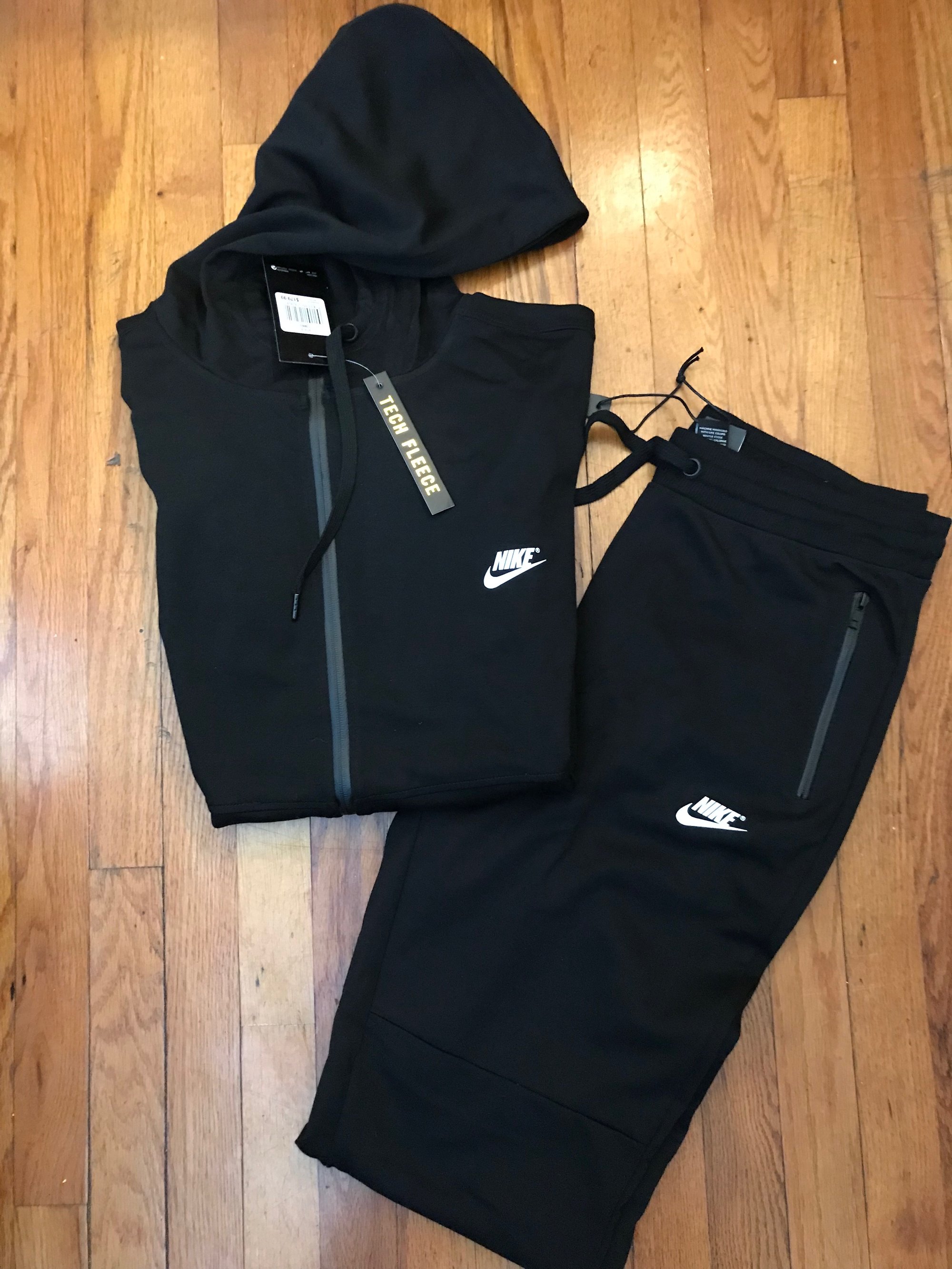 Nike tech fleece sweatsuit clearance
