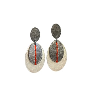 Image of Sewn-up 2-layer dangly earrings