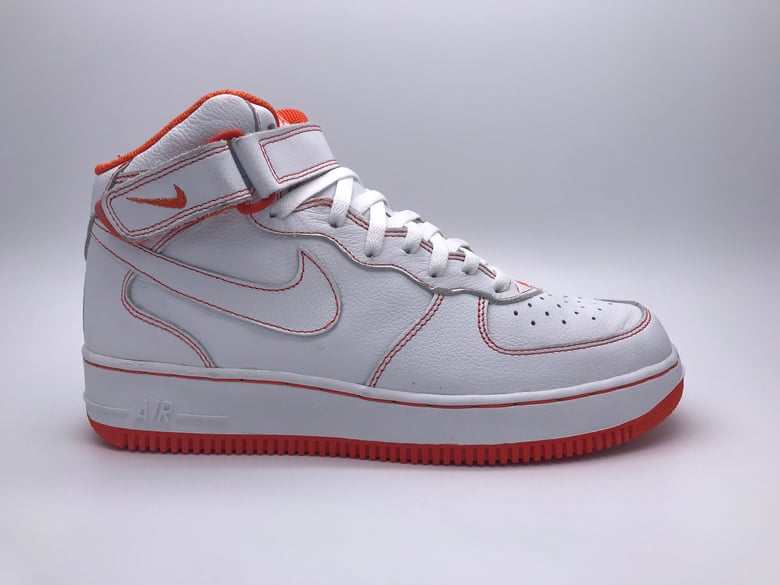 Image of NIKE AIR FORCE 1 B “WHITE/SAFETY ORANGE”