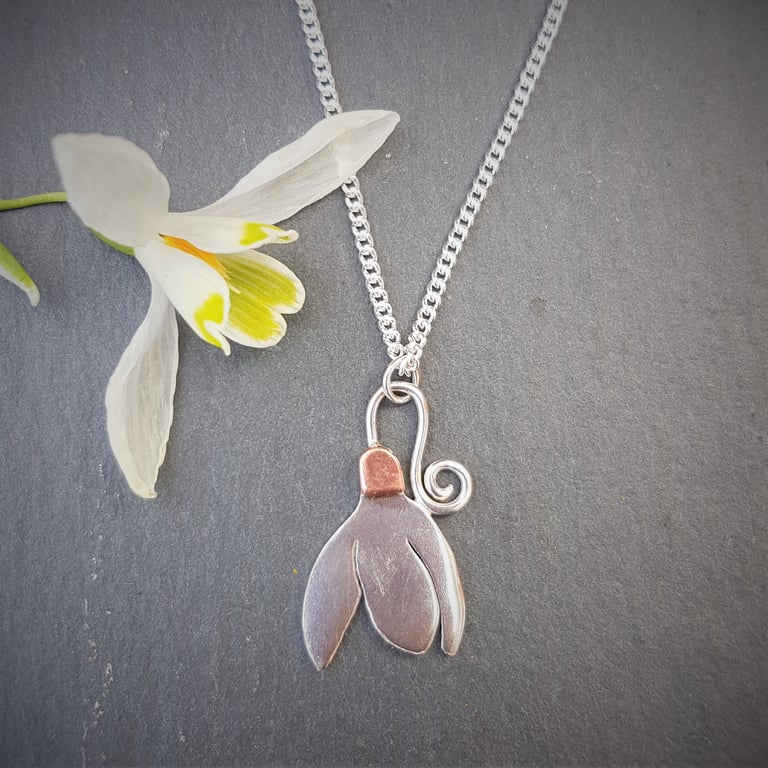 Snowdrop Pendant