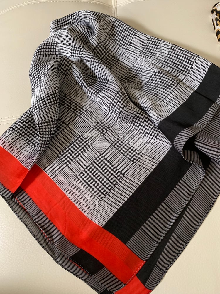 Image of Houndstooth Silk Scarf