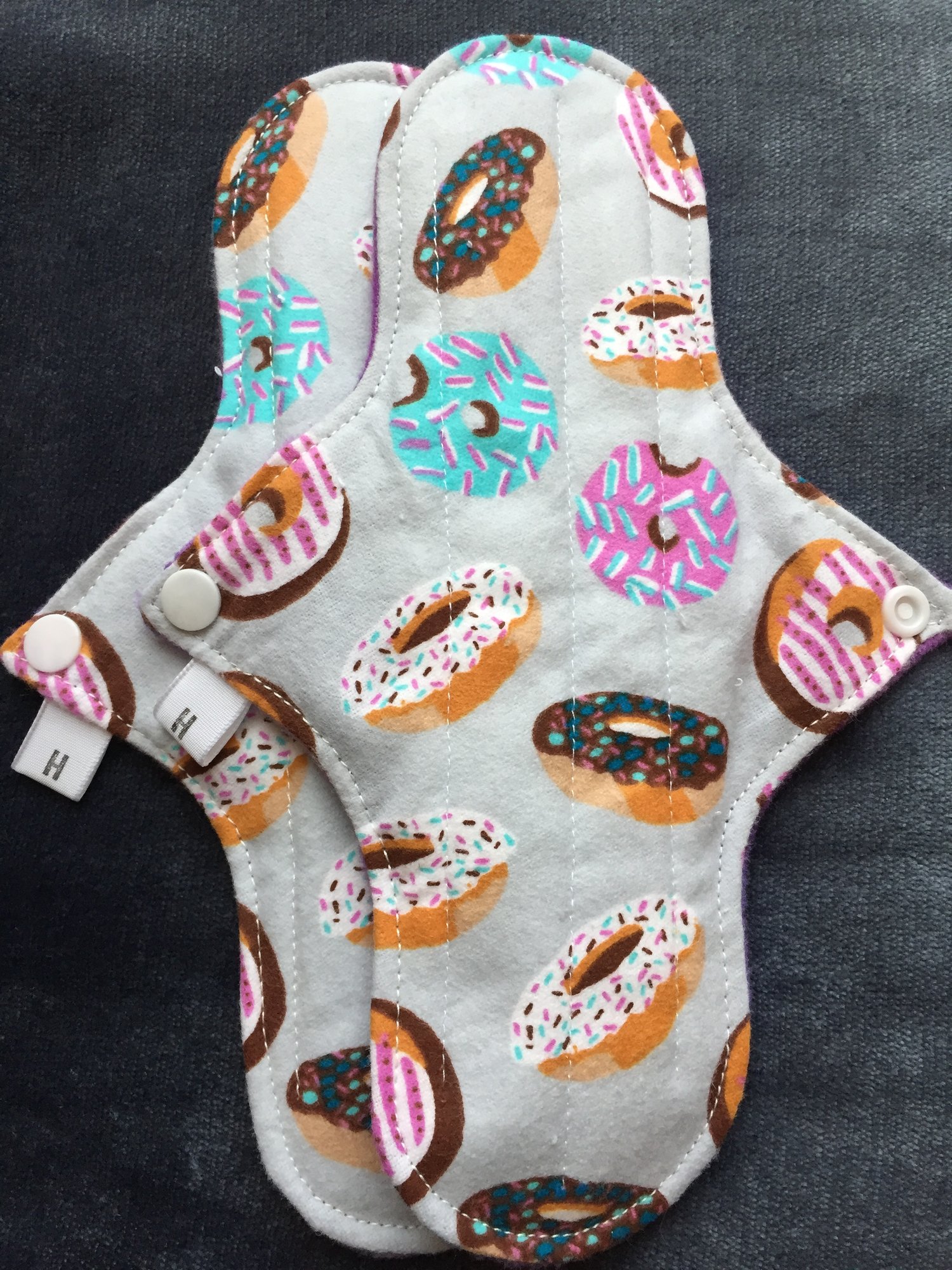 Image of Reusable Cloth Pad Donut / Reusable Menstrual Pad Donut 