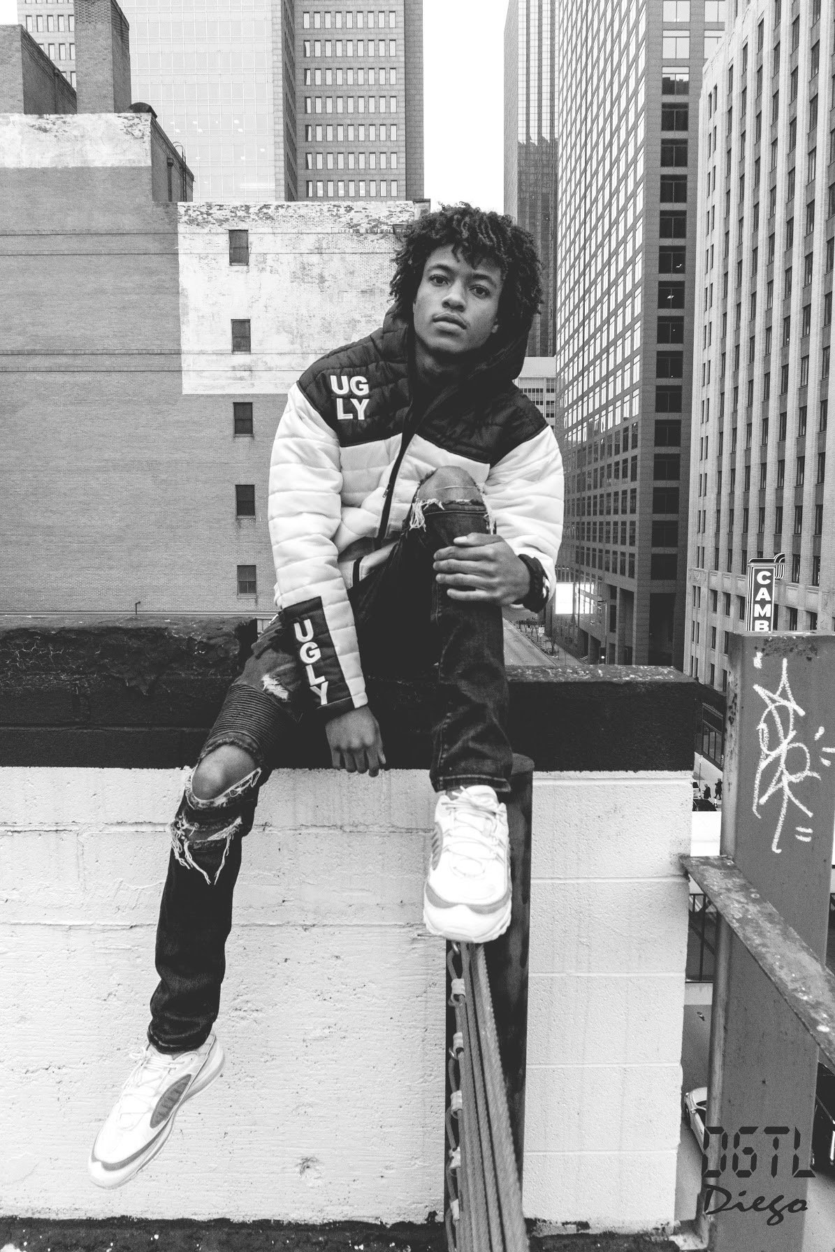 Black and top white puffer