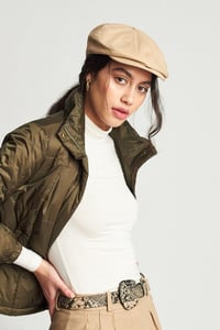 Image 4 of The Brood – Sandstone