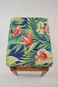 Image 5 of Repose pieds tropical