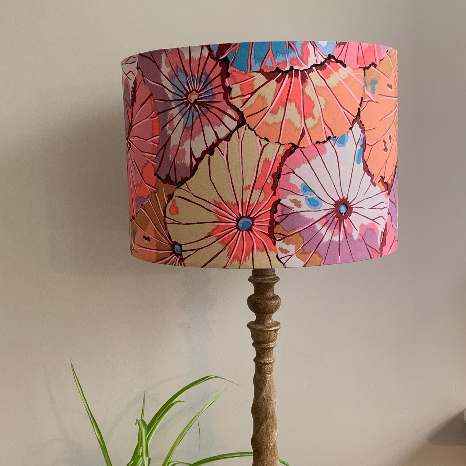 Image of Lotus Leaf Mauve Shade 30cm