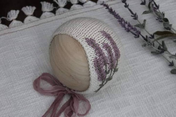 Image of Lavender bonnet and sets