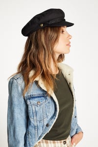 Image 2 of The Fiddler – Black