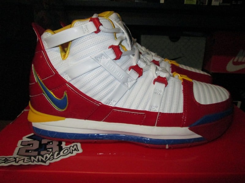 lebron superman 3