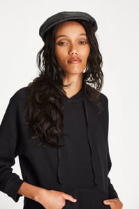 Image 4 of The Brood – Grey/Black