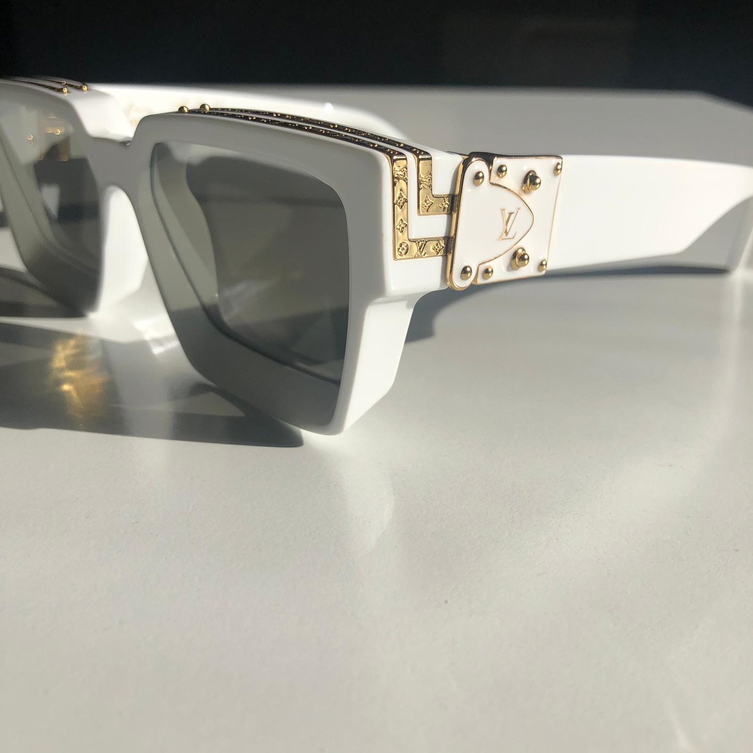 1.1 Clear Millionaires Sunglasses S00 - Accessories