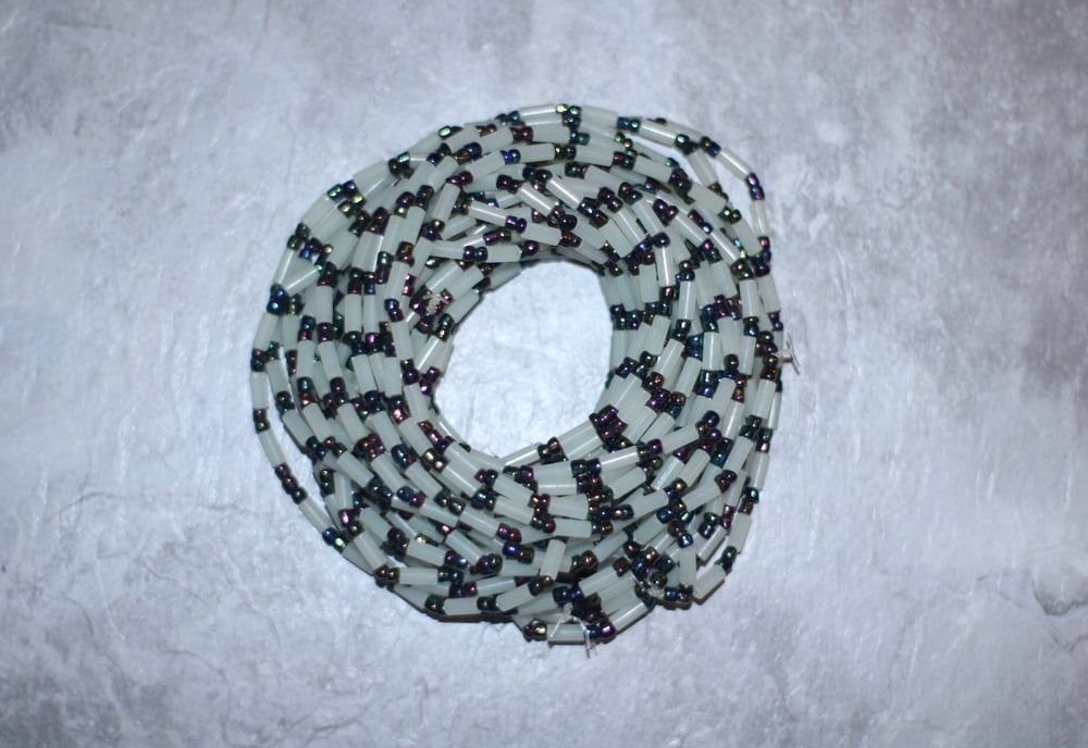 Image of Elastic White and Metallic Jewel Waistbead