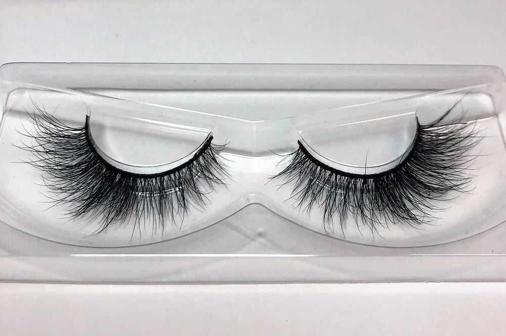 Image of Marshmallow Lash