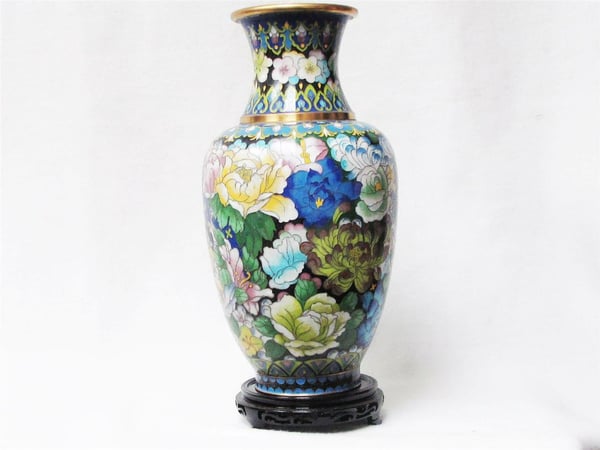 Image of BEAUTIFUL BLUE FLORAL CHINESE CLOISONNE VASE WITH STAND