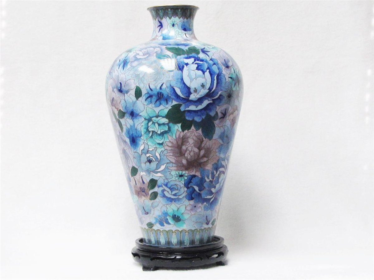 LOVELY MEDIUM SIZED BLUE CHINESE CLOISONNE "100 FLOWER