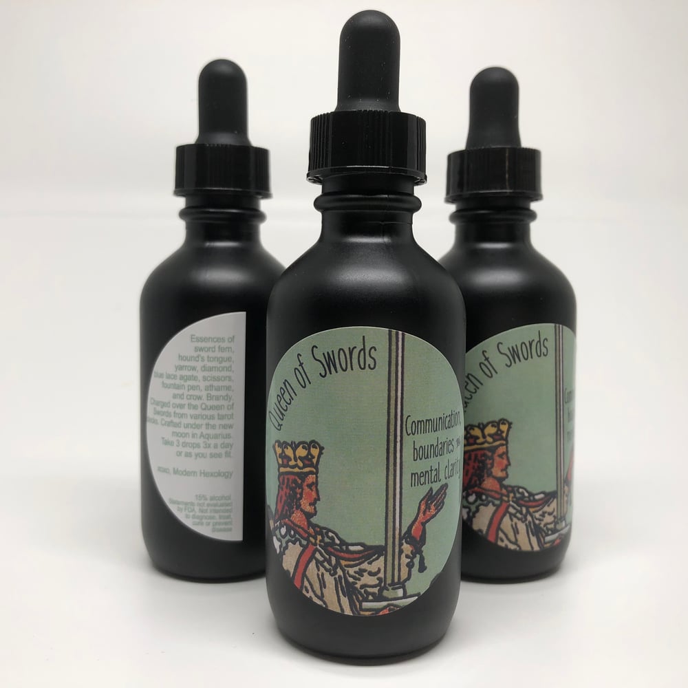 Image of Queen of Swords Essence