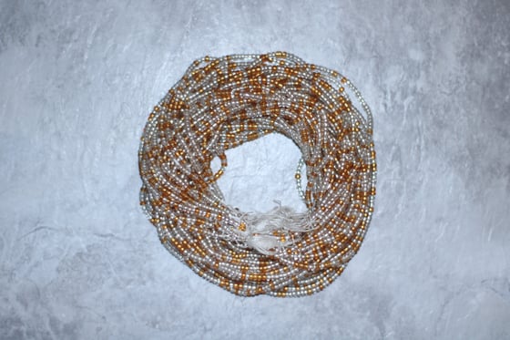 Image of Medium Gold and Clear Tie Waistbead 
