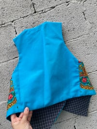 Image 3 of Chaleco feito a man. FOLIADA103. Talla XS