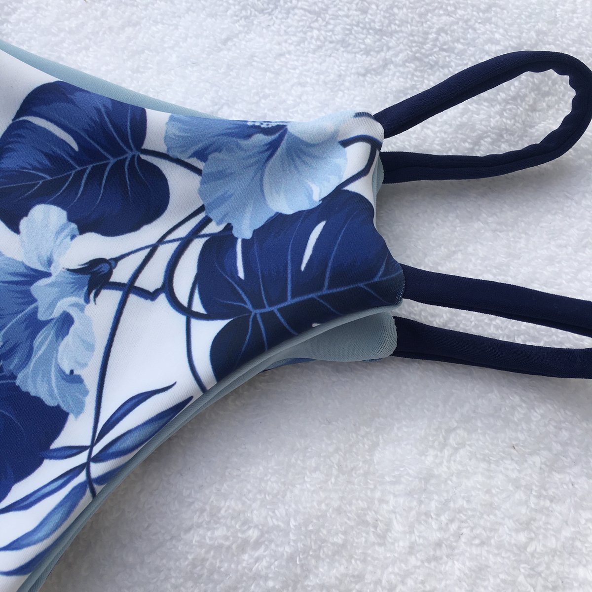 Image of KP BOTTOMS : BLUE PALM LEAVES X BABY BLUE