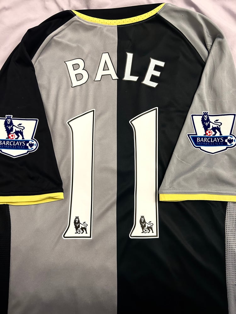 Image of Tottenham Hotspur “BALE 11” 2012/13 Third Shirt + PL patches  (XXL)