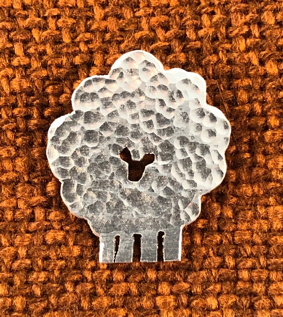 Image of Sheep brooch or necklace.