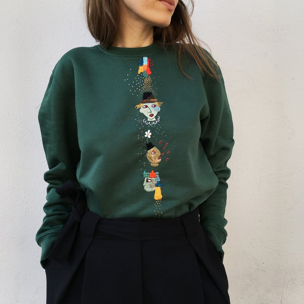 Image of Le cirque de mes pensées - original hand embroidery on organic cotton sweatshirt