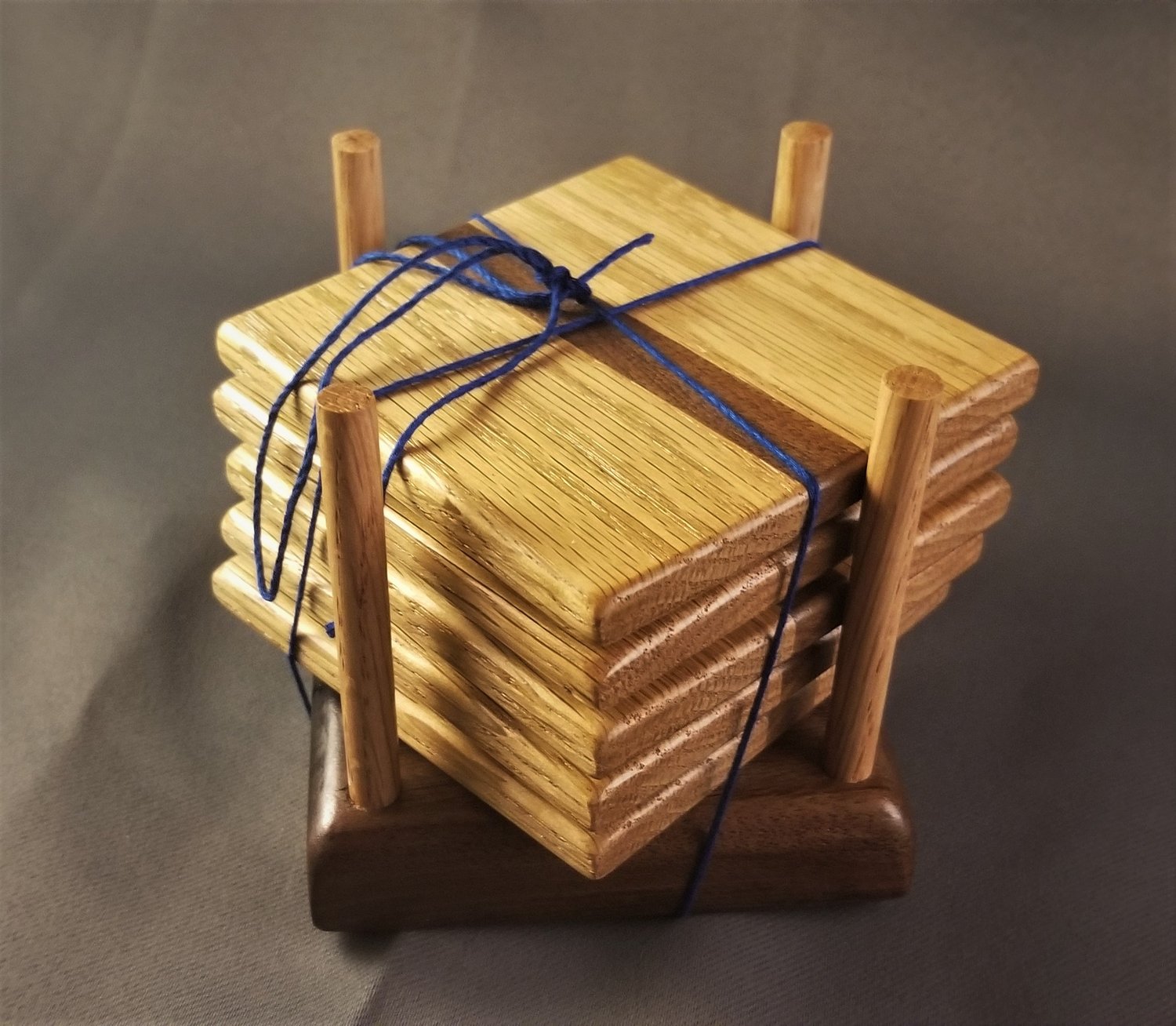 Haukea handmade coaster made of juniper wood