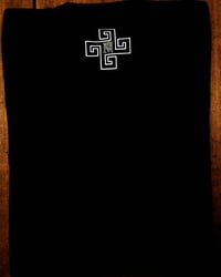 Image 4 of The Mantis Tee