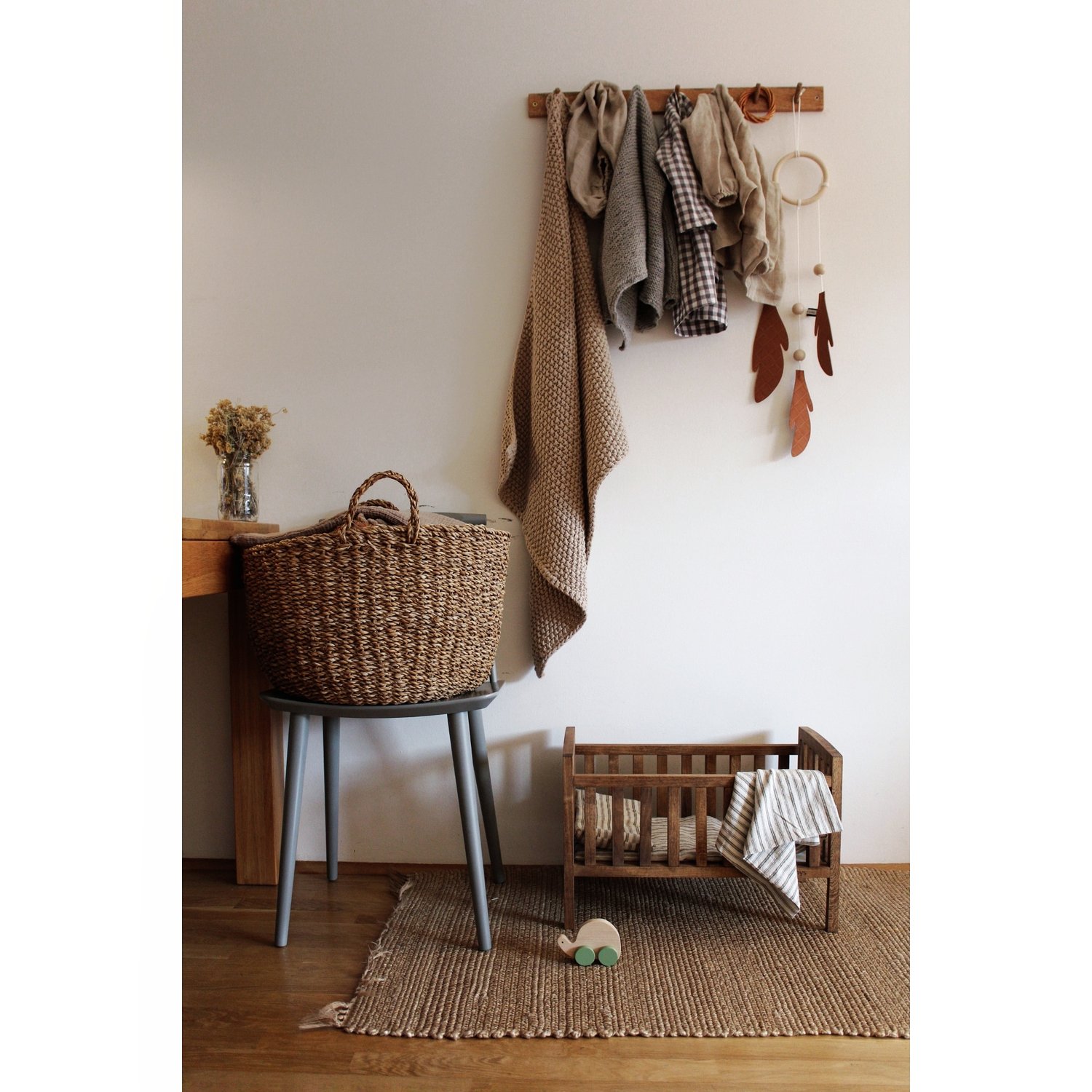 Image of VINTAGE DOLL BED