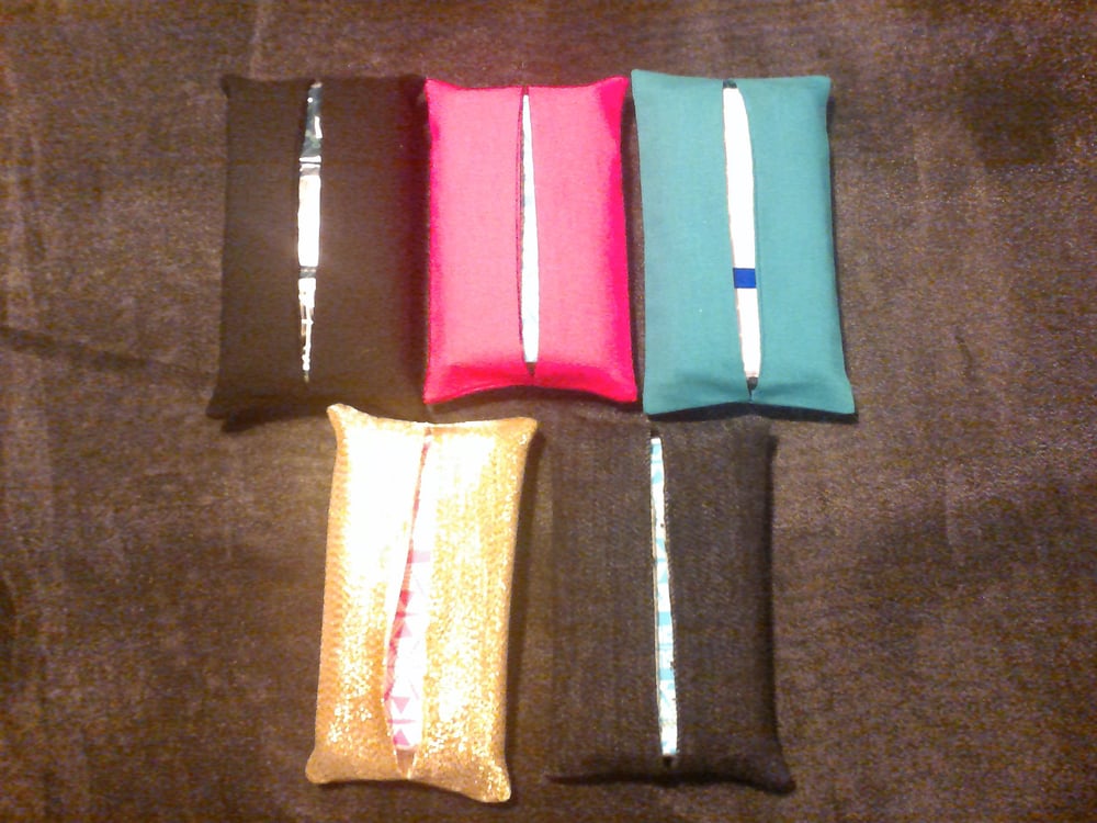 Image of HANKIES AND TISSUE COVERS