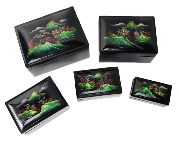Image of Set of 5 Beautiful Chinese Lacquer Nesting Boxes with Hand-Painted Nature Scene – Type 2
