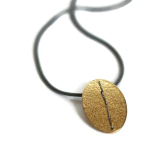 Image of Small Sewn-Up oval necklace