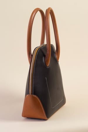Alie Handbag <br> Black and Tan English Bridle
