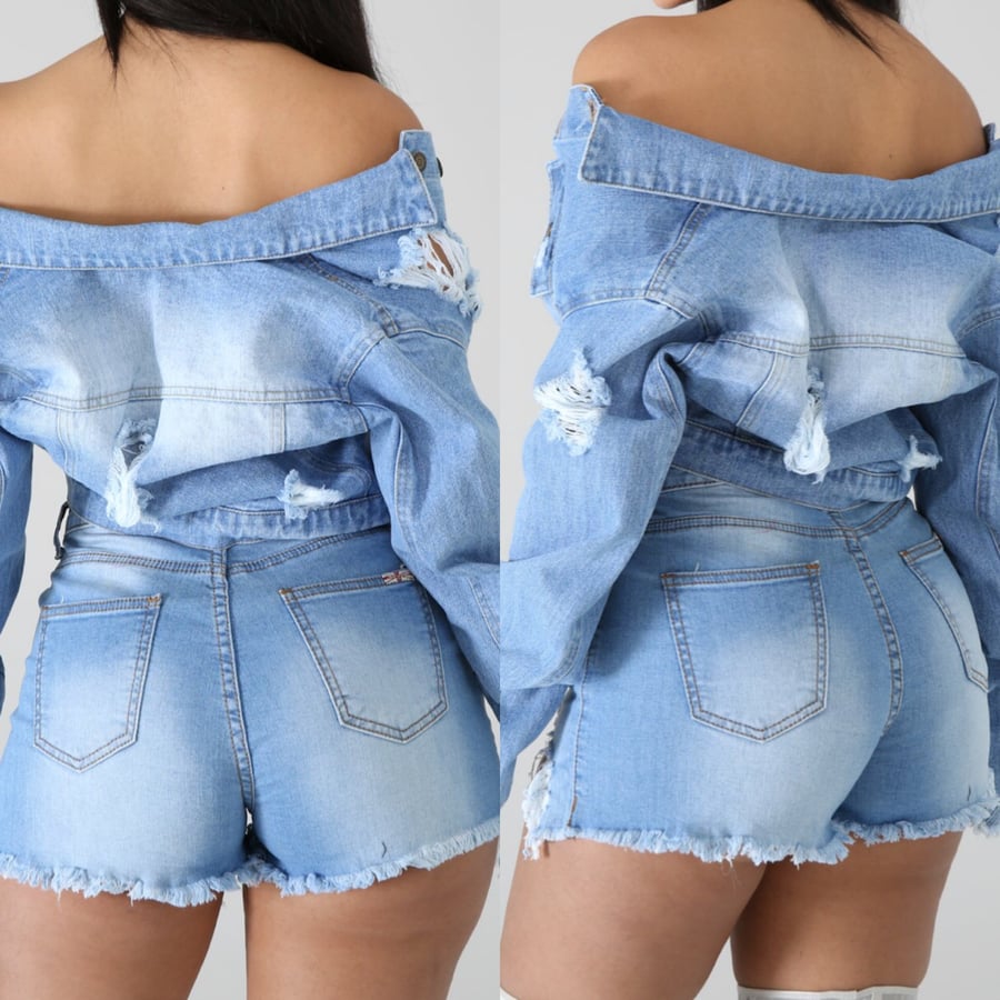 Image of Explicit shorts 