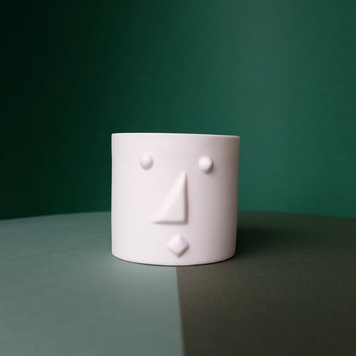 Image of Face planter white 