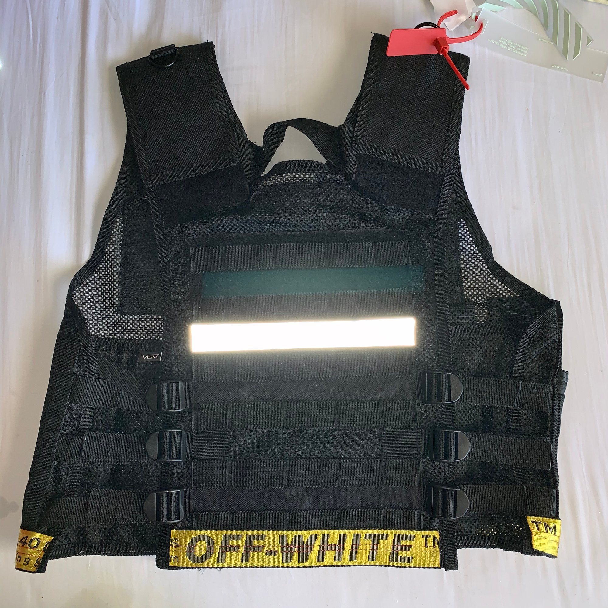 Menâ€™s Tactical vest | OFF-WHITE | iNSANELYiLL