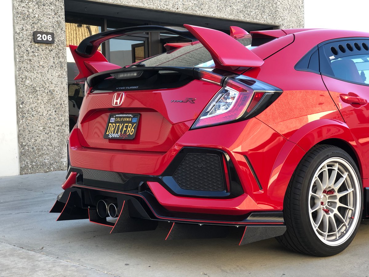 DownForceSolutions — 2017+ Honda Civic Type R rear Diffuser