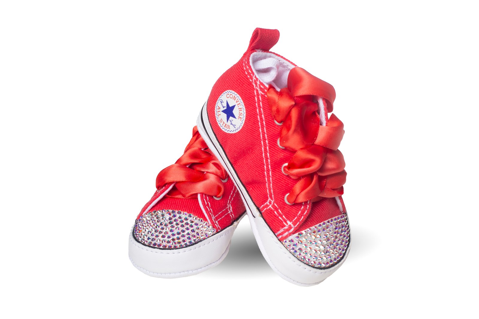 converse with red laces