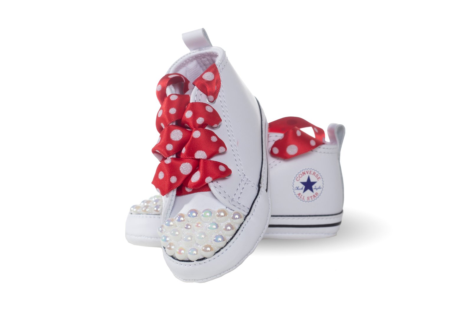 converse with red laces