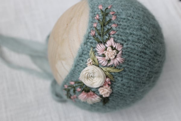 Image of Sage Floral bonnet