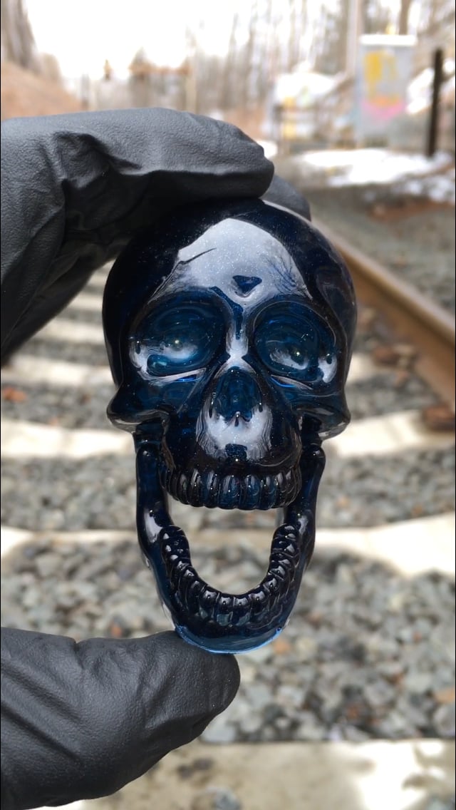 Image of Casualties Skull Pipe