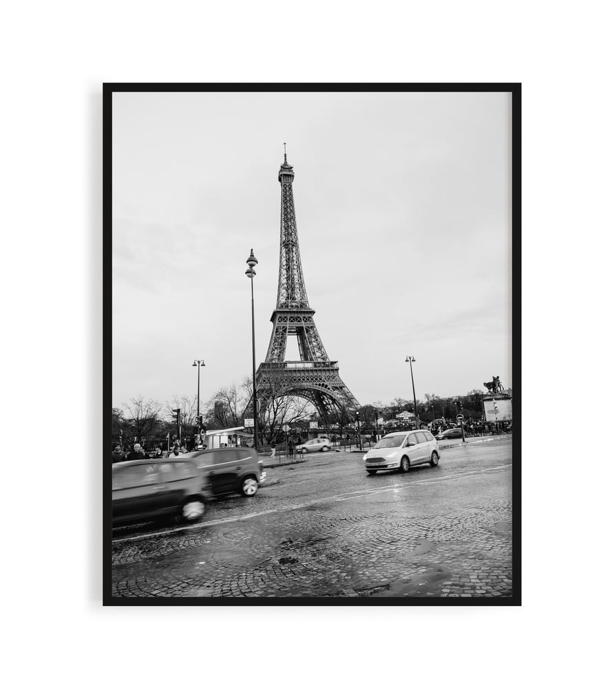 Image of Black and White Eiffel Tower
