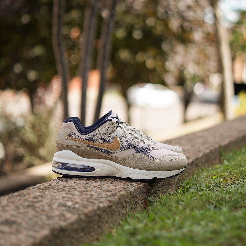 Image of NIKE AIR MAX 94 PREMIUM "SNAKESKIN"