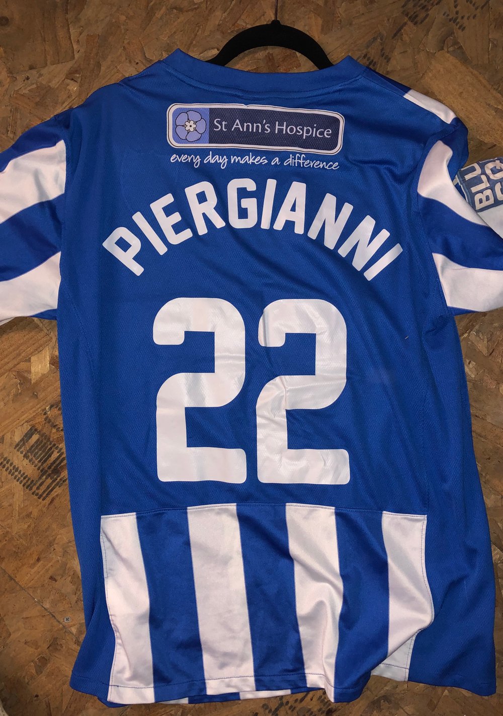 Match Worn Carl Piergianni 2011/12 Home Shirt