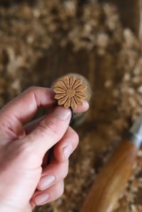 Image 8 of Daisy Pendant Necklace 
