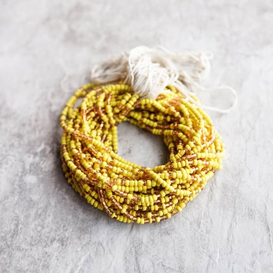 Image of Yellow and Gold Tie Waistbead 