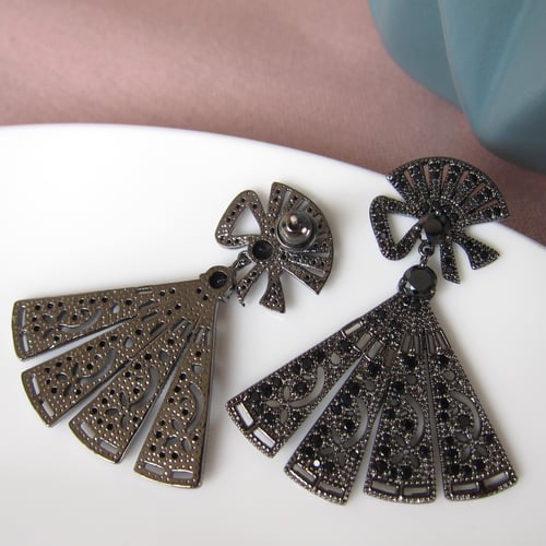 Image of Palais fan earrings